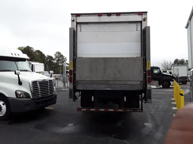 2019 FREIGHTLINER/MERCEDES M2 106