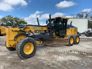 2019 John Deere 620GP