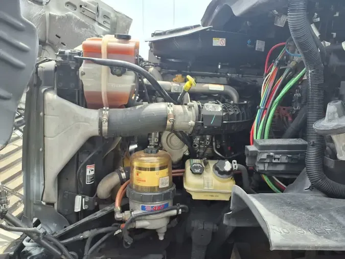 2019 FREIGHTLINER/MERCEDES CASCADIA 11378f37ec721e14e5843f06dcb7884d5ed