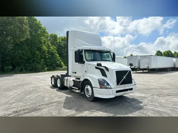 2015 Volvo VNL30078f486088fef198e15ed4e41ea3be923