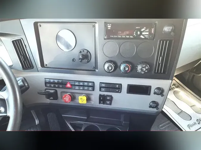 2020 FREIGHTLINER CA126