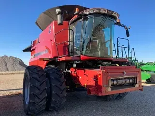 2016 Case IH 8240
