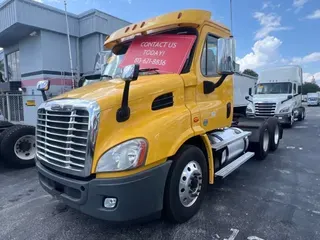 2019 FREIGHTLINER/MERCEDES CASCADIA 113