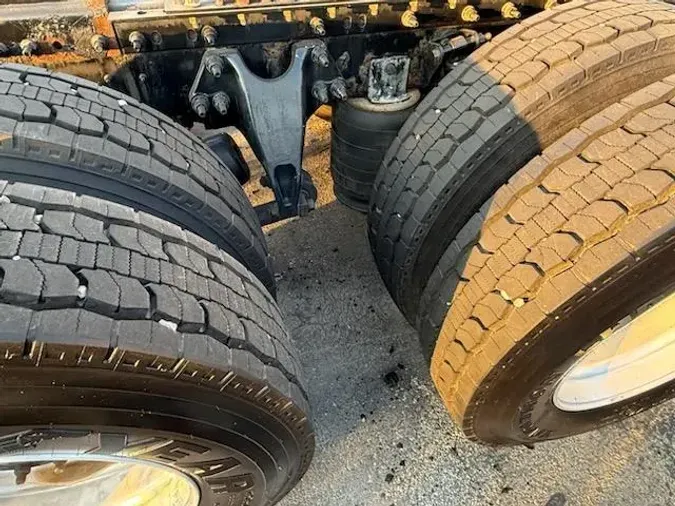 2020 International LT625