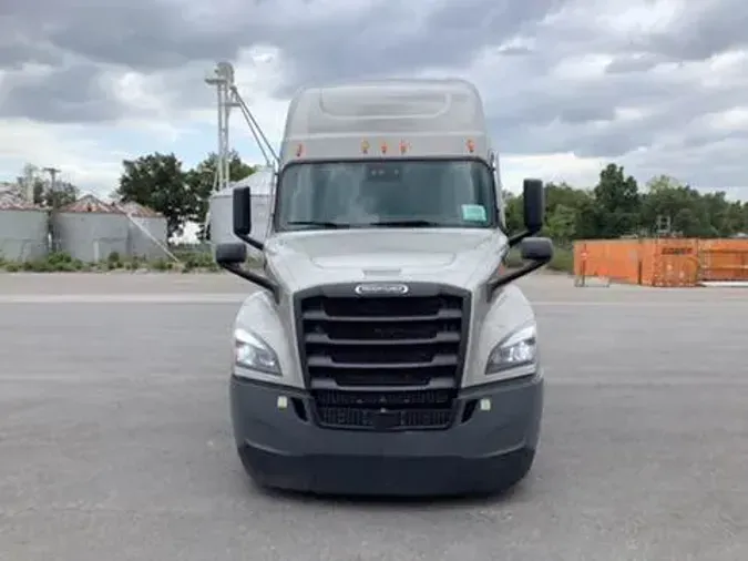 2023 Freightliner Cascadia