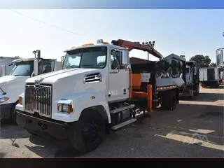 2021 WESTERN STAR 4700