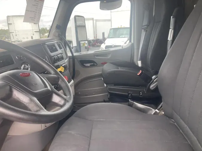 2022 Peterbilt 579