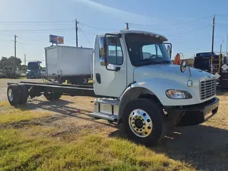 2021 FREIGHTLINER/MERCEDES M2 106