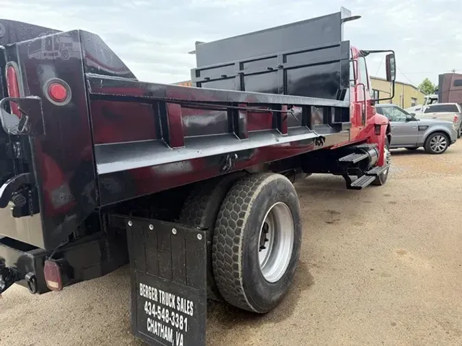 2004 INTERNATIONAL DURASTAR 4400