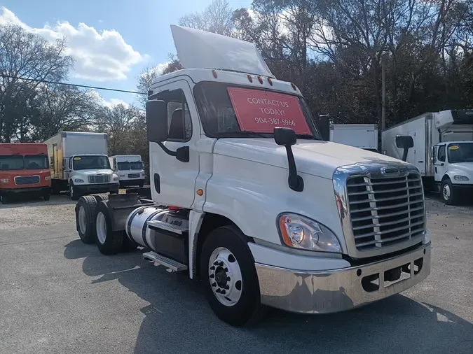 2018 FREIGHTLINER/MERCEDES CASCADIA 125