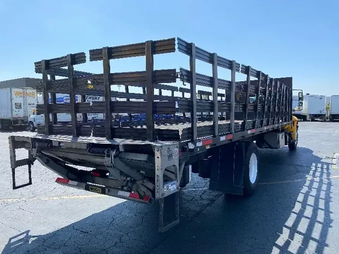 2018 INTERNATIONAL 4300