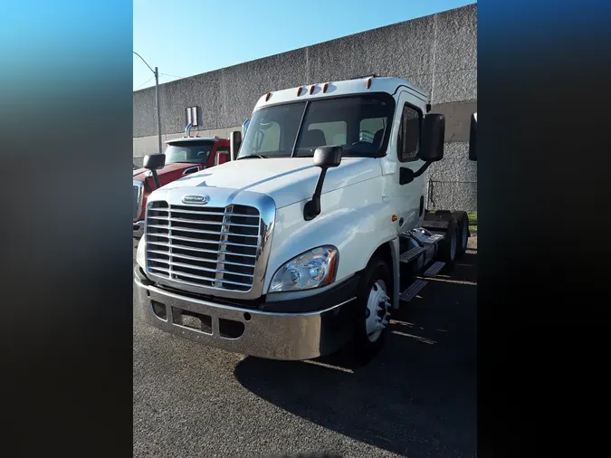 2016 FREIGHTLINER/MERCEDES CASCADIA 12579162197d0ce54cafd3db4b49cfe674e