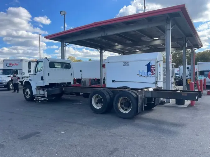 2016 FREIGHTLINER/MERCEDES M2 10679189c1a2ce0ace7513de8b31721ec5e