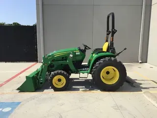 2020 JOHN DEERE 3032E