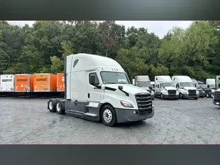 2022 Freightliner Cascadia 126