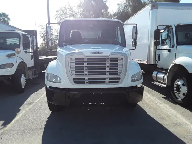 2017 FREIGHTLINER/MERCEDES M2-112