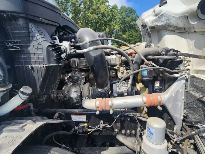 2023 FREIGHTLINER Cascadia 126