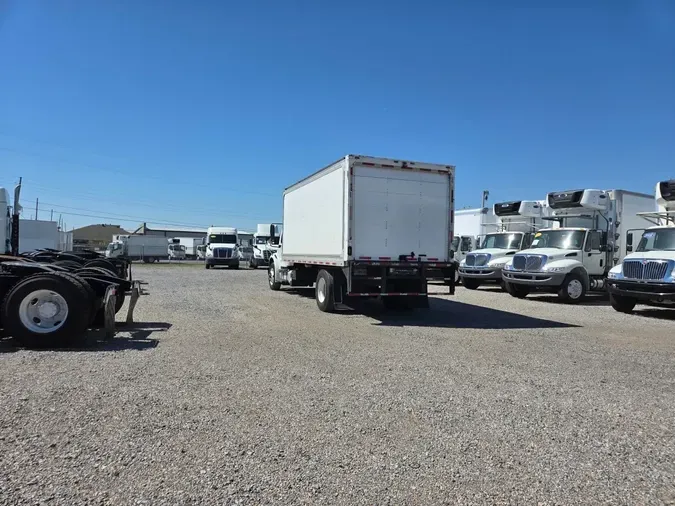 2019 FREIGHTLINER/MERCEDES M2 106791f9c324b7155966053b028ac76641f