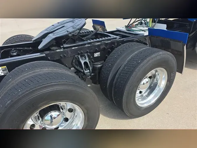 2020 PETERBILT 579