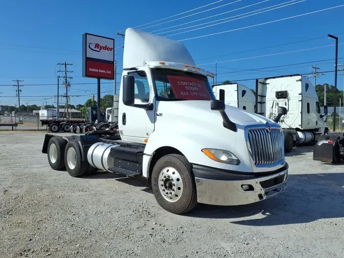 2019 NAVISTAR INTERNATIONAL LT625 DAYCAB T/A