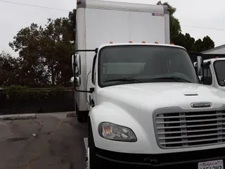 2018 FREIGHTLINER/MERCEDES M2 106