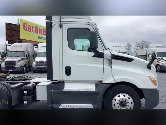 2020 Freightliner Cascadia 126792996685d637d214a642c1b08da17b4