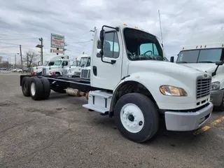 2014 Freightliner M2 106