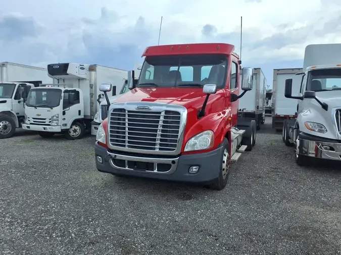 2018 FREIGHTLINER CASCADIA 125
