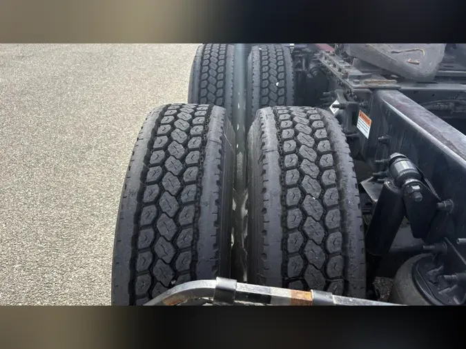 2022 Freightliner Cascadia