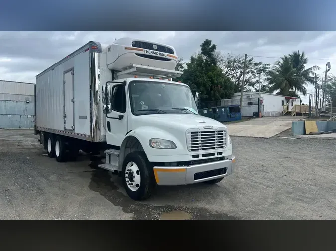 2016 FREIGHTLINER M2 106