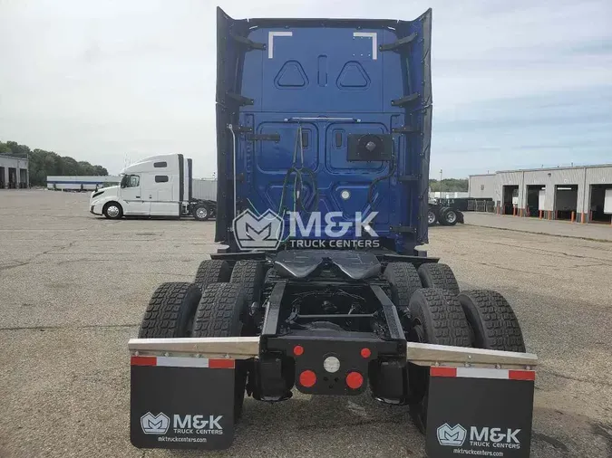 2022 FREIGHTLINER CASCADIA