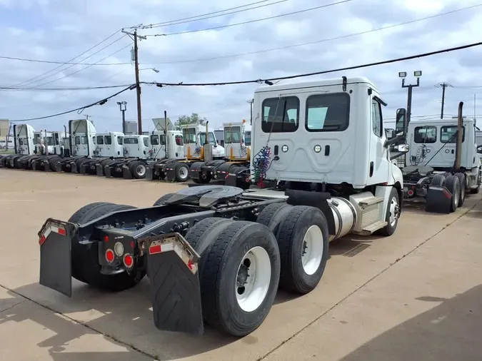 2020 FREIGHTLINER/MERCEDES NEW CASCADIA PX12664