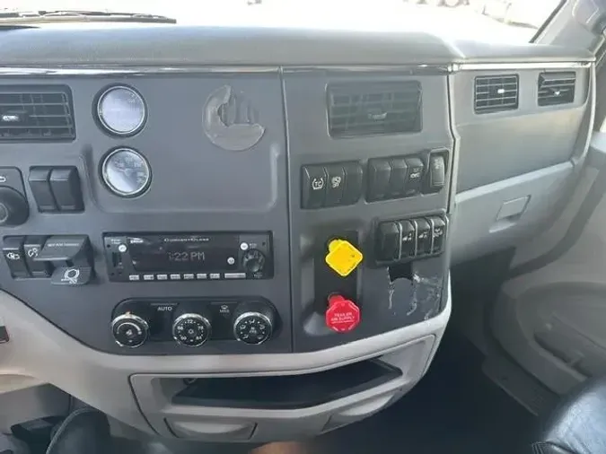 2022 Peterbilt 567