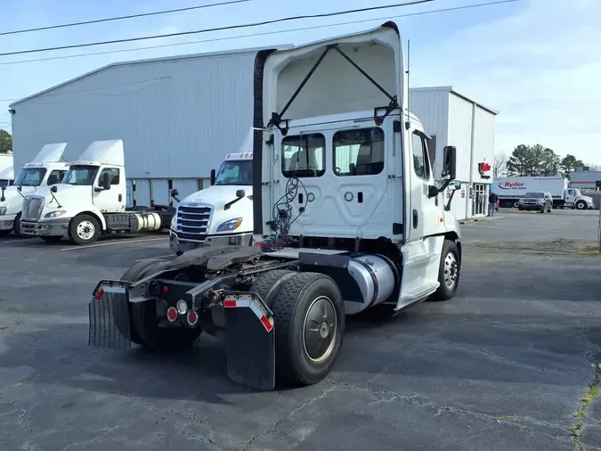 2018 FREIGHTLINER/MERCEDES FLT7562T