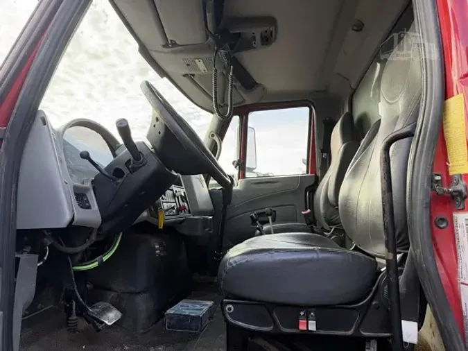 2008 INTERNATIONAL WORKSTAR 7400