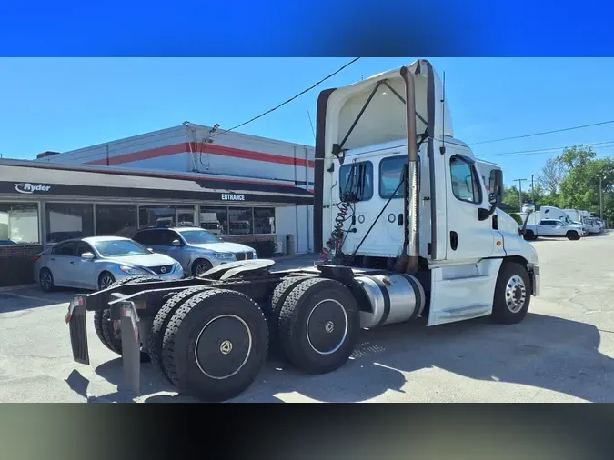 2019 FREIGHTLINER/MERCEDES CASCADIA 1257938a64ec732b24271d11c8433623602