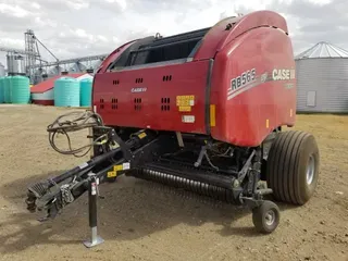 2020 Case IH RB565