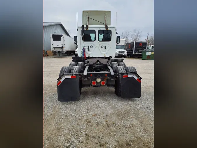 2018 FREIGHTLINER/MERCEDES CASCADIA 125