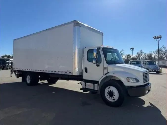 2019 Freightliner Business Class M2 106