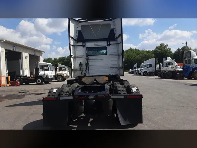 2020 Volvo VNL300793fd610493a9002898c808a23d1ff73