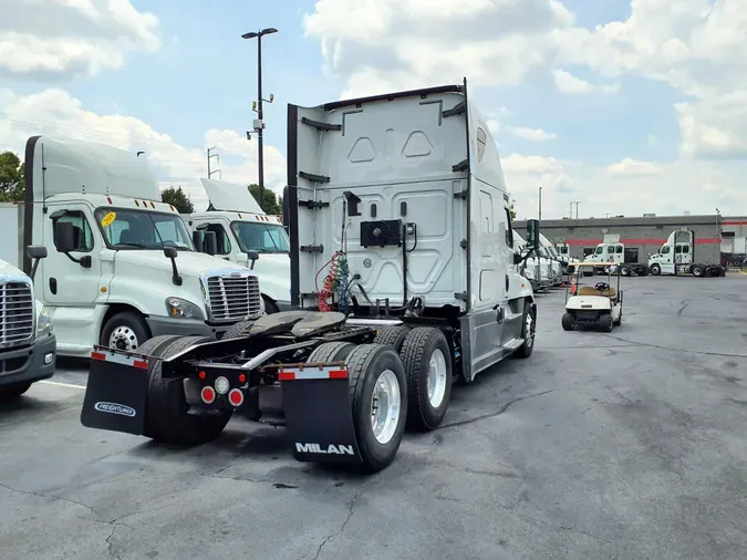 2019 FREIGHTLINER/MERCEDES CASCADIA 125