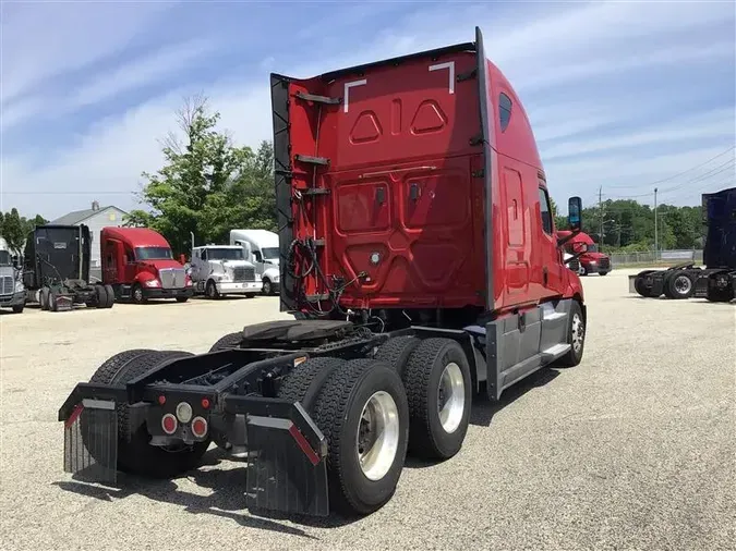 2020 FREIGHTLINER CASCADIA