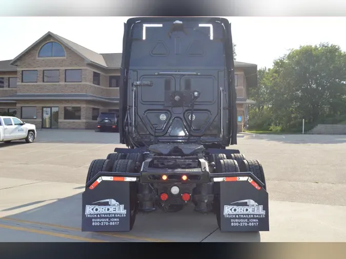 2016 FREIGHTLINER CASCADIA