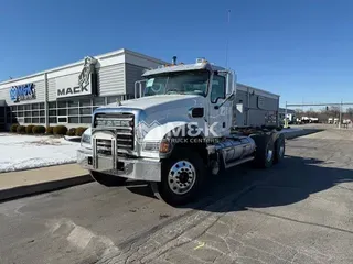 2026 MACK GRF64T