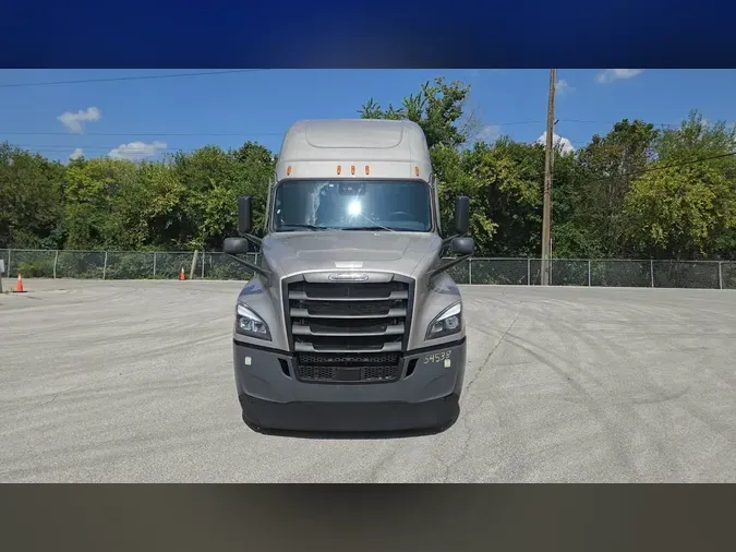 2023 Freightliner Cascadia