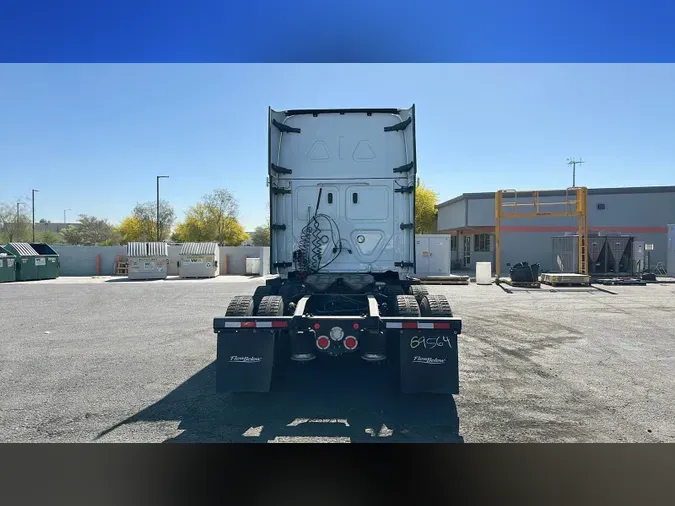 2019 Freightliner Cascadia