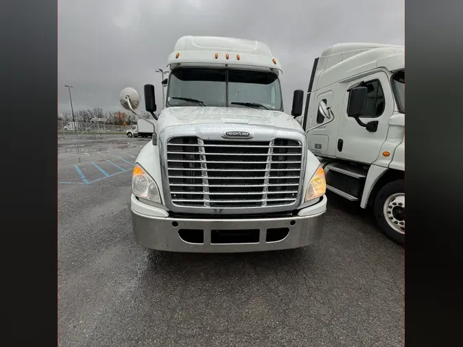 2018 FREIGHTLINER/MERCEDES CASCADIA 125