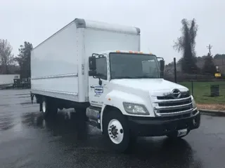 2017 HINO TRUCK 268