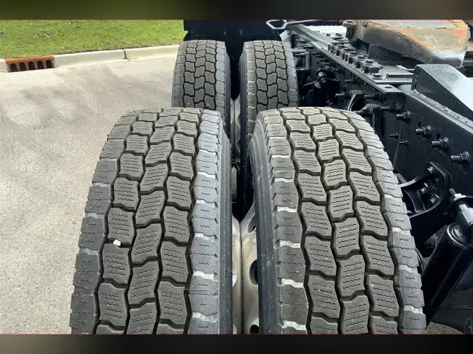 2020 INT LT625 6x4