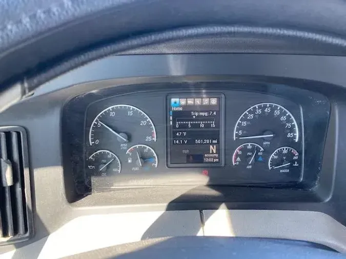 2021 Freightliner Cascadia795684bce42cdbeb1f629a3b5df43e1c